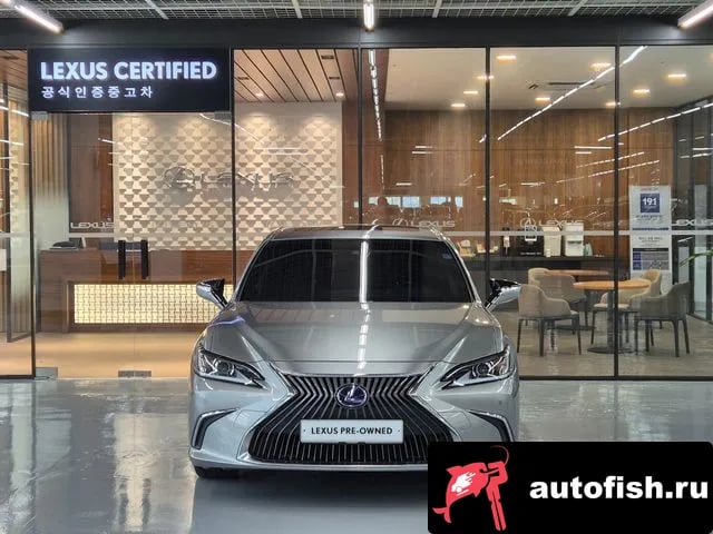 Lexus ES ES300h 7th generation 2021 года - вид 3