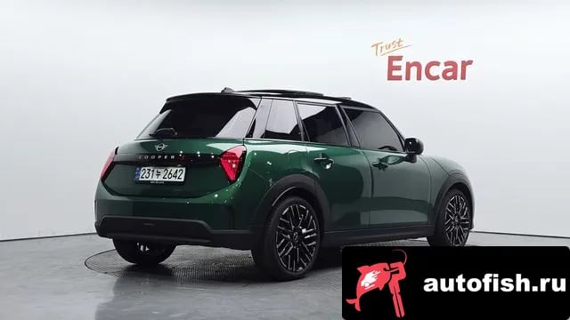 Mini Cooper Cooper S 4th Generation 2024 года - вид 2