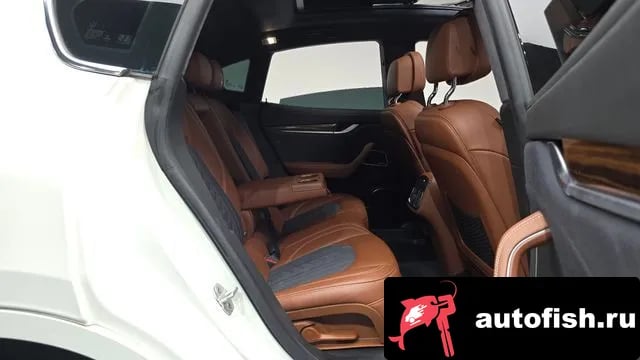 Maserati Levante Lebante 2018 года - похожие автомобили