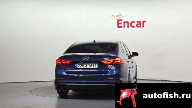 Hyundai AVANTE Avante AD 2018 года - вид 4