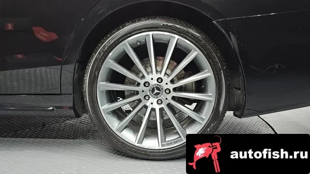 Mercedes-Benz S-Class S-Class W222 2018 года - похожие автомобили