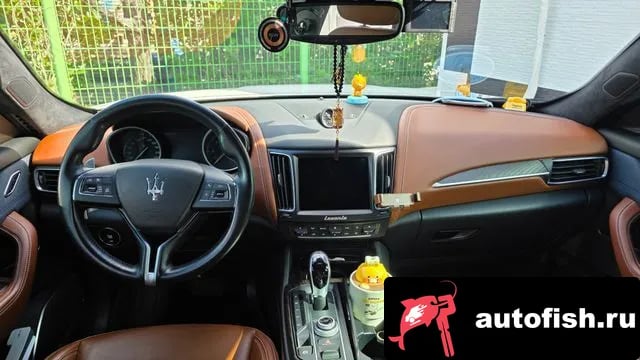Maserati Levante Lebante 2018 года - похожие автомобили