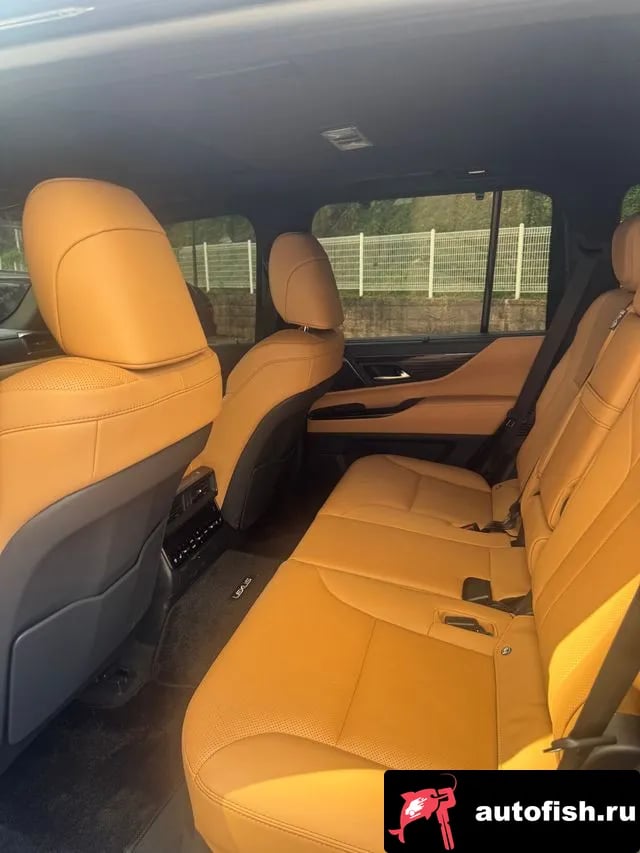 Lexus LX LX 4th Generation 2026 года - похожие автомобили