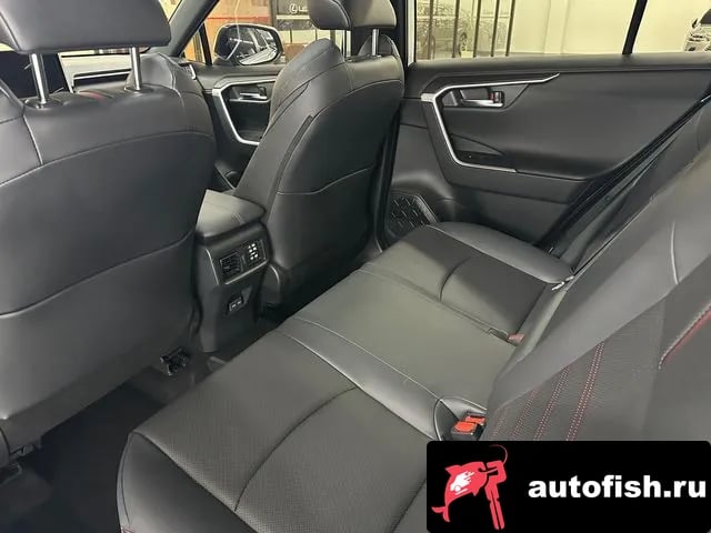 Toyota RAV4 RAV4 5th Generation 2025 года - похожие автомобили
