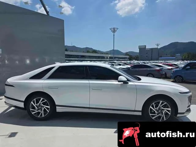 Hyundai Grandeur Granger (GN7) 2026 года - вид 5