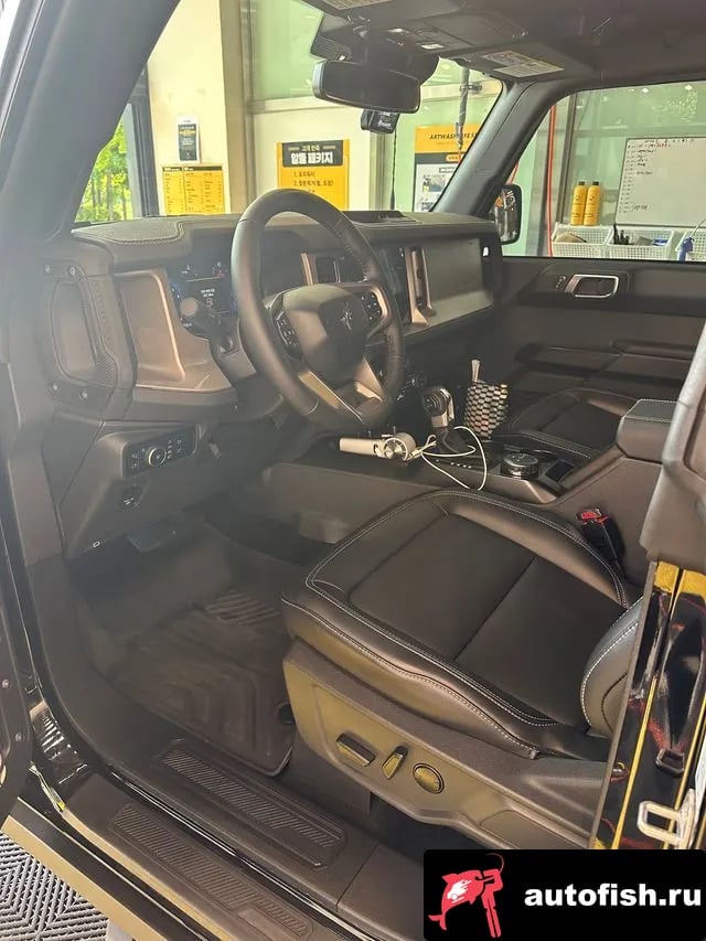 Ford Bronco Bronco 6th Generation 2025 года - похожие автомобили