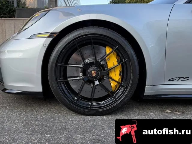 Porsche 911 911 (992) 2025 года - вид 5
