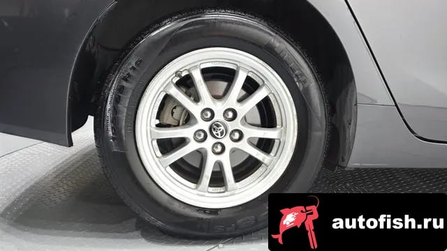 Toyota Prius Prius 4th Generation 2019 года - вид 5