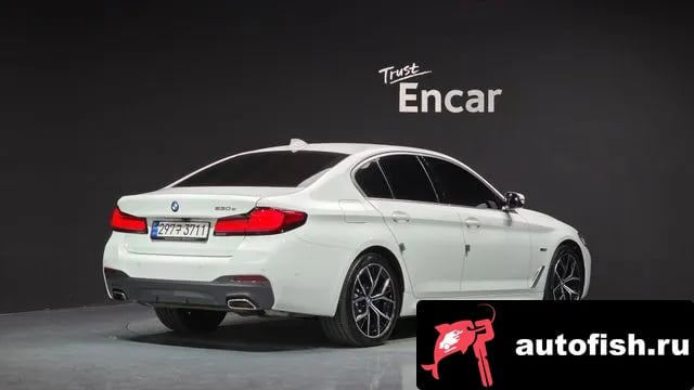 BMW 5-Series 5 Series (G30) 2022 года - вид 2