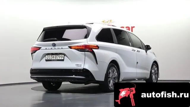 Toyota Sienna Siena 4th Generation 2022 года - вид 2