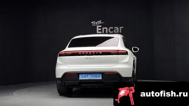 Porsche Macan Makan EV 2025 года - вид 4
