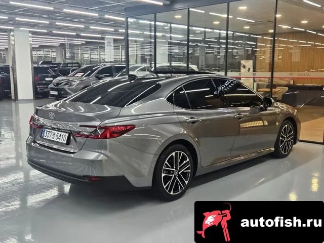 Toyota Camry Camry (XV80) 2025 года - вид 2