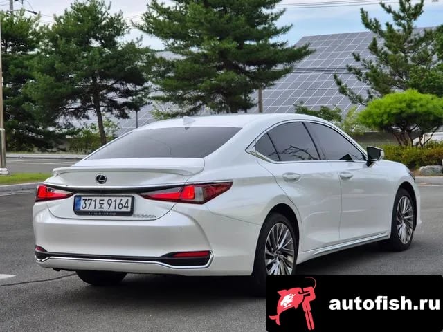 Lexus ES ES300h 7th generation 2025 года - вид 2