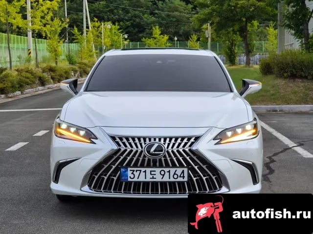 Lexus ES ES300h 7th generation 2025 года - вид 3
