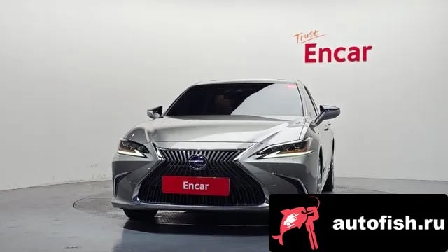 Lexus ES ES300h 7th generation 2020 года - вид 3