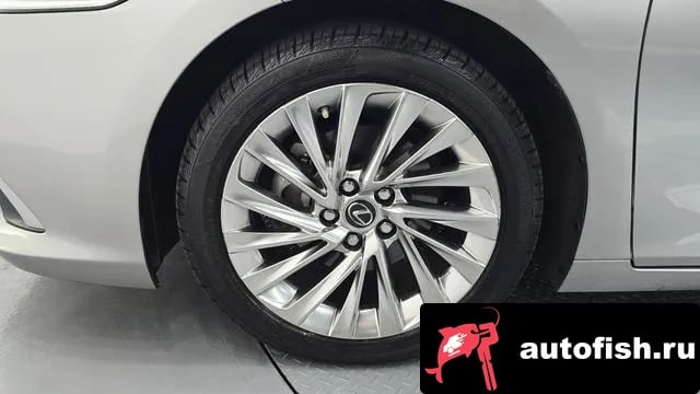 Lexus ES ES300h 7th generation 2020 года - вид 5