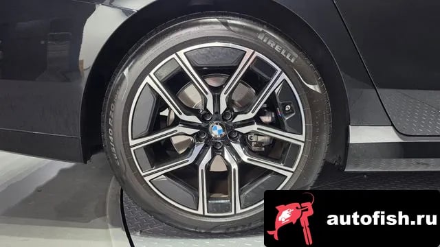 BMW 7-Series 7 Series (G70) 2023 года - вид 5
