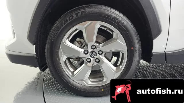 Toyota RAV4 RAV4 5th Generation 2021 года - вид 5