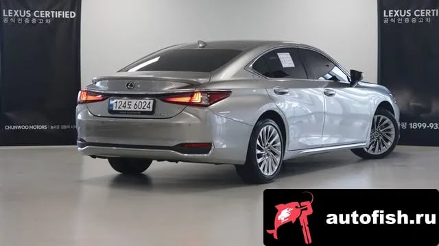 Lexus ES ES300h 7th generation 2025 года - вид 2