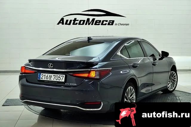 Lexus ES ES300h 7th generation 2023 года - похожие автомобили