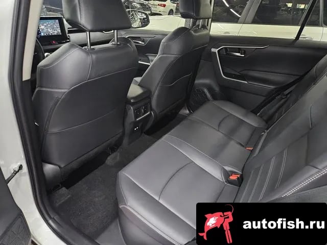 Toyota RAV4 RAV4 5th Generation 2024 года - похожие автомобили