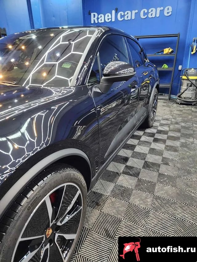 Porsche Macan Makan EV 2025 года - похожие автомобили