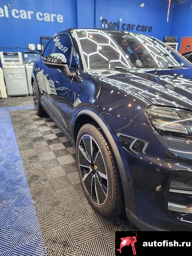 Porsche Macan Makan EV 2025 года - вид 3