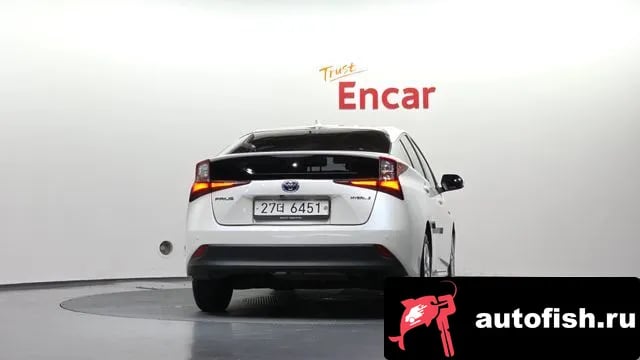Toyota Prius Prius 4th Generation 2019 года - вид 4