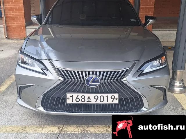 Lexus ES ES300h 7th generation 2020 года - похожие автомобили