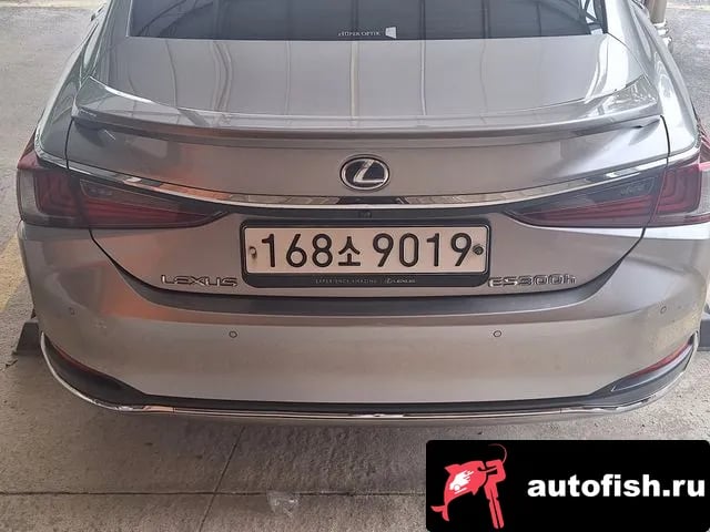 Lexus ES ES300h 7th generation 2020 года - вид 2