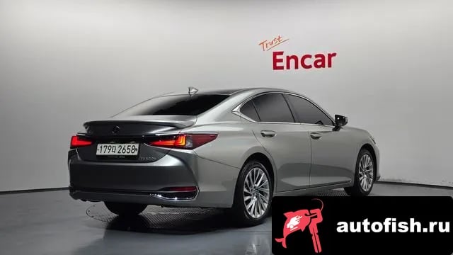 Lexus ES ES300h 7th generation 2022 года - вид 2
