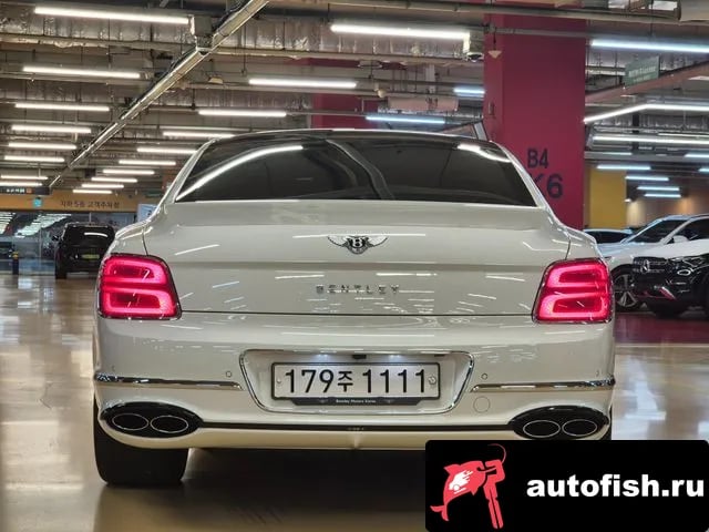 Bentley Flying Spur Flying Spur 3rd Generation 2022 года - вид 5