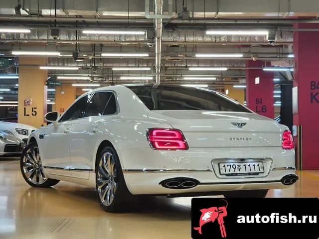 Bentley Flying Spur Flying Spur 3rd Generation 2022 года - вид 6