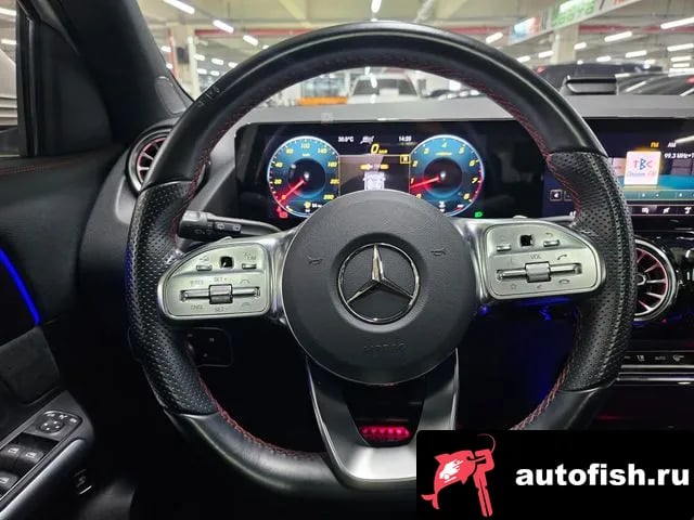 Mercedes-Benz GLA-Class GLA - Class H247 2023 года - вид 6