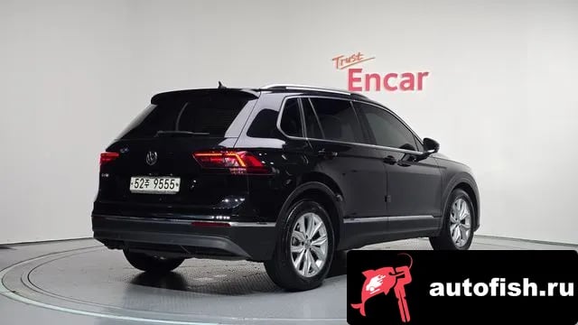 Volkswagen Tiguan Tiguan second Generation 2018 года - вид 2