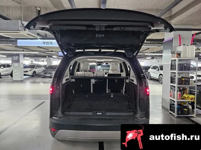 Land Rover Discovery Discovery 5 2022 года - вид 3
