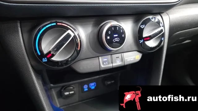 Hyundai Kona Kona 2018 года - похожие автомобили