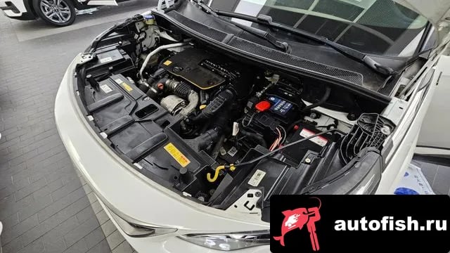 Peugeot 5008 5008 second generation 2018 года - вид 6