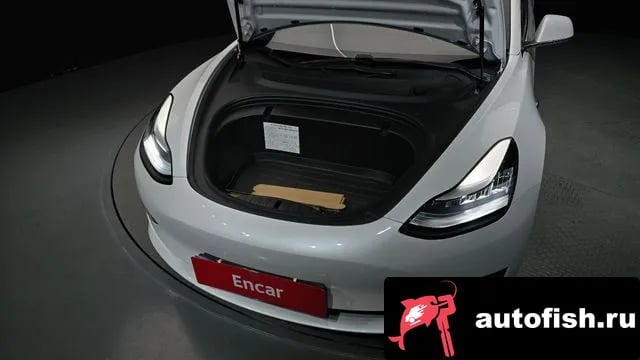 Tesla Model 3 Model 3 2020 года - вид 6