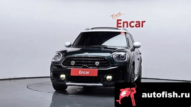 Mini Countryman Cooper Country Man 2018 года - вид 3