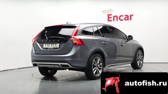 Volvo V60 V60 Cross-Country 2018 года - автомобиль из Южной Кореи