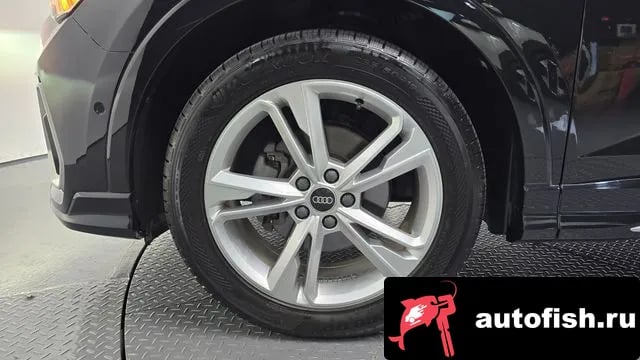 Audi Q3 Q3 (F3) 2022 года - вид 5