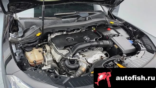 Mercedes-Benz GLA-Class GLA - Class H247 2020 года - вид 6