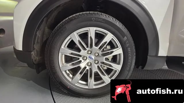 Ford Explorer Explorer 6th Generation 2025 года - вид 5