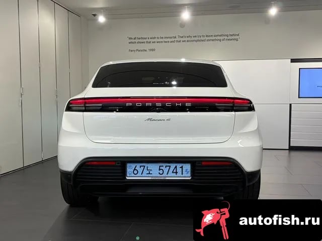 Porsche Macan Makan EV 2025 года - вид 4