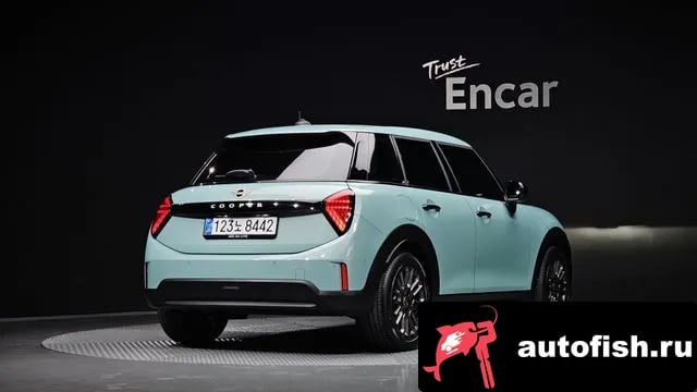 Mini Cooper Cooper C 4th generation 2025 года - вид 2