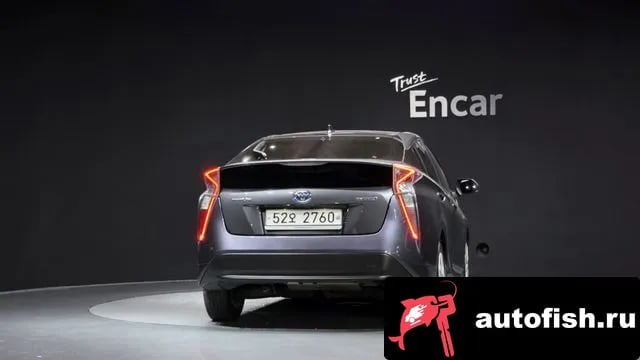 Toyota Prius Prius 4th Generation 2018 года - похожие автомобили