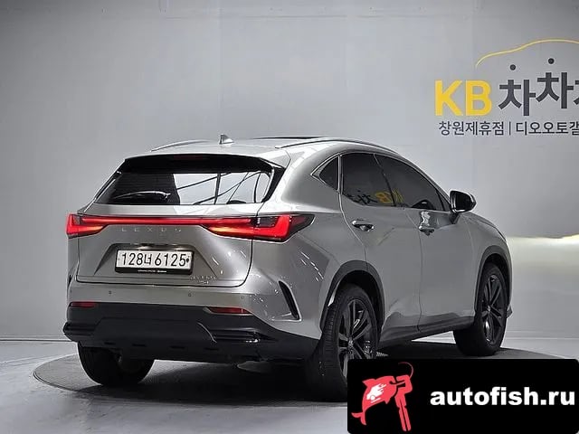 Lexus NX NX350h Second generation 2022 года - вид 2