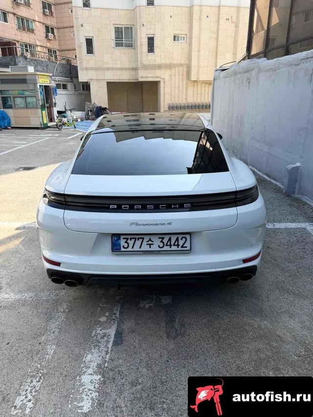 Porsche Panamera Panamera (976) 2025 года - вид 4