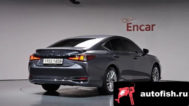 Lexus ES ES300h 7th generation 2020 года - вид 2